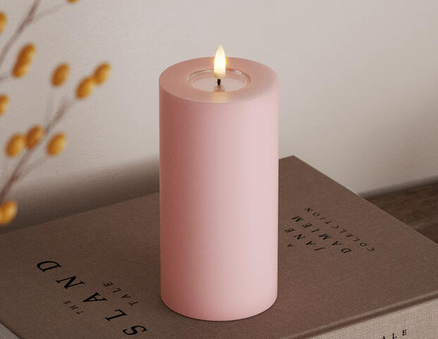 Stumpenkerze Hell Rosa